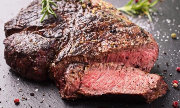 How to cook restaurant style steak at home