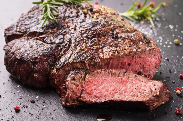 How to cook restaurant style steak at home