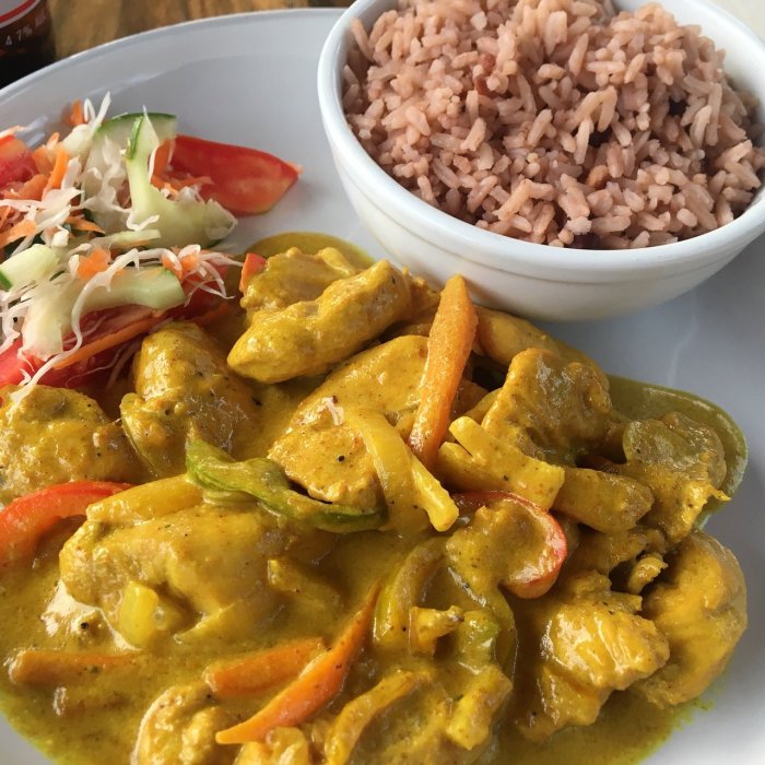 How to cook curry conch jamaican style