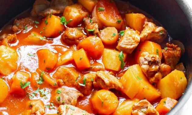 How to cook pork stew south african style